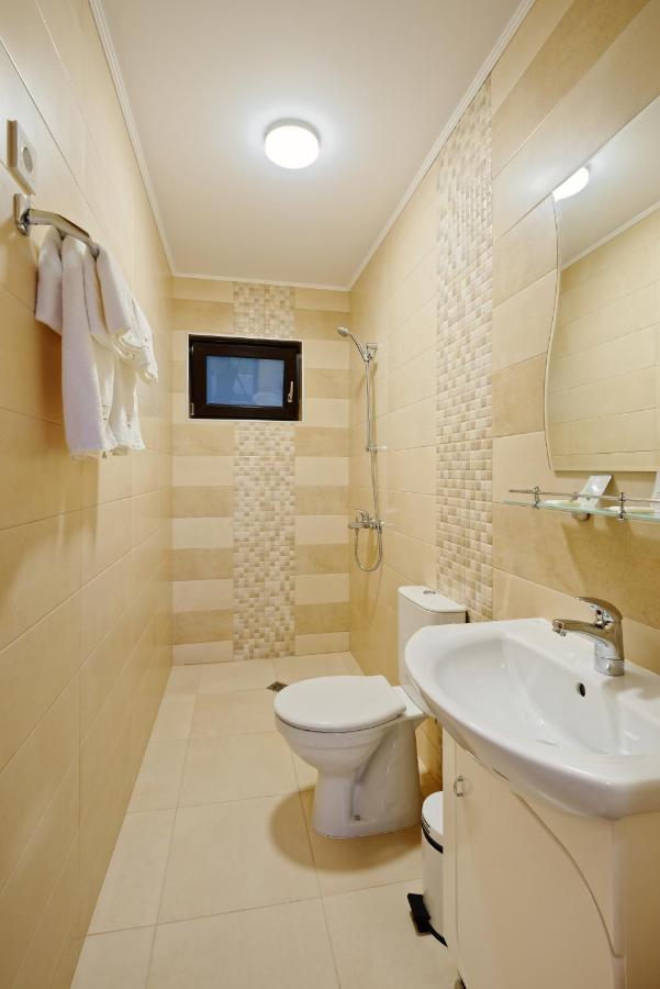 Комплекс Колонада Hotel Hisarya Eksteriør billede