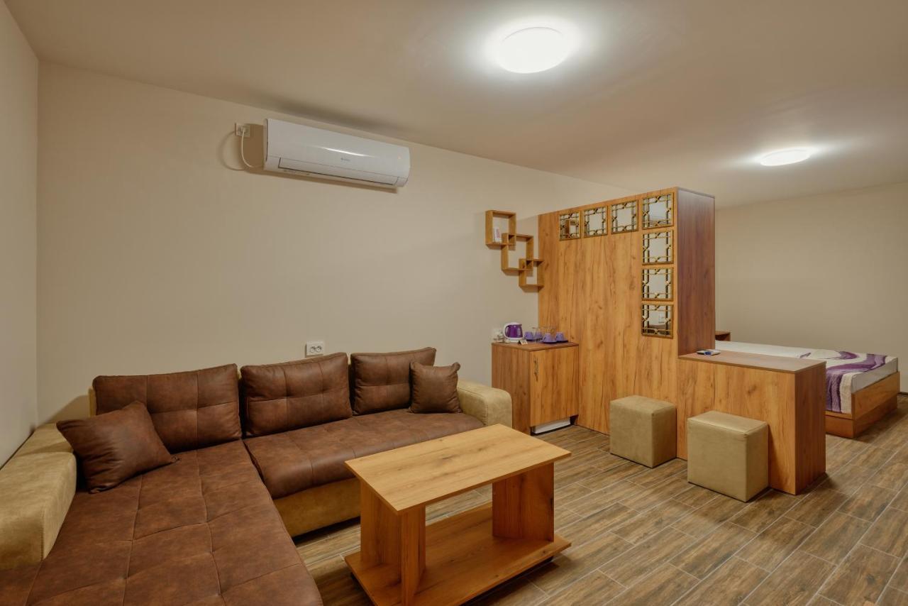 Комплекс Колонада Hotel Hisarya Eksteriør billede