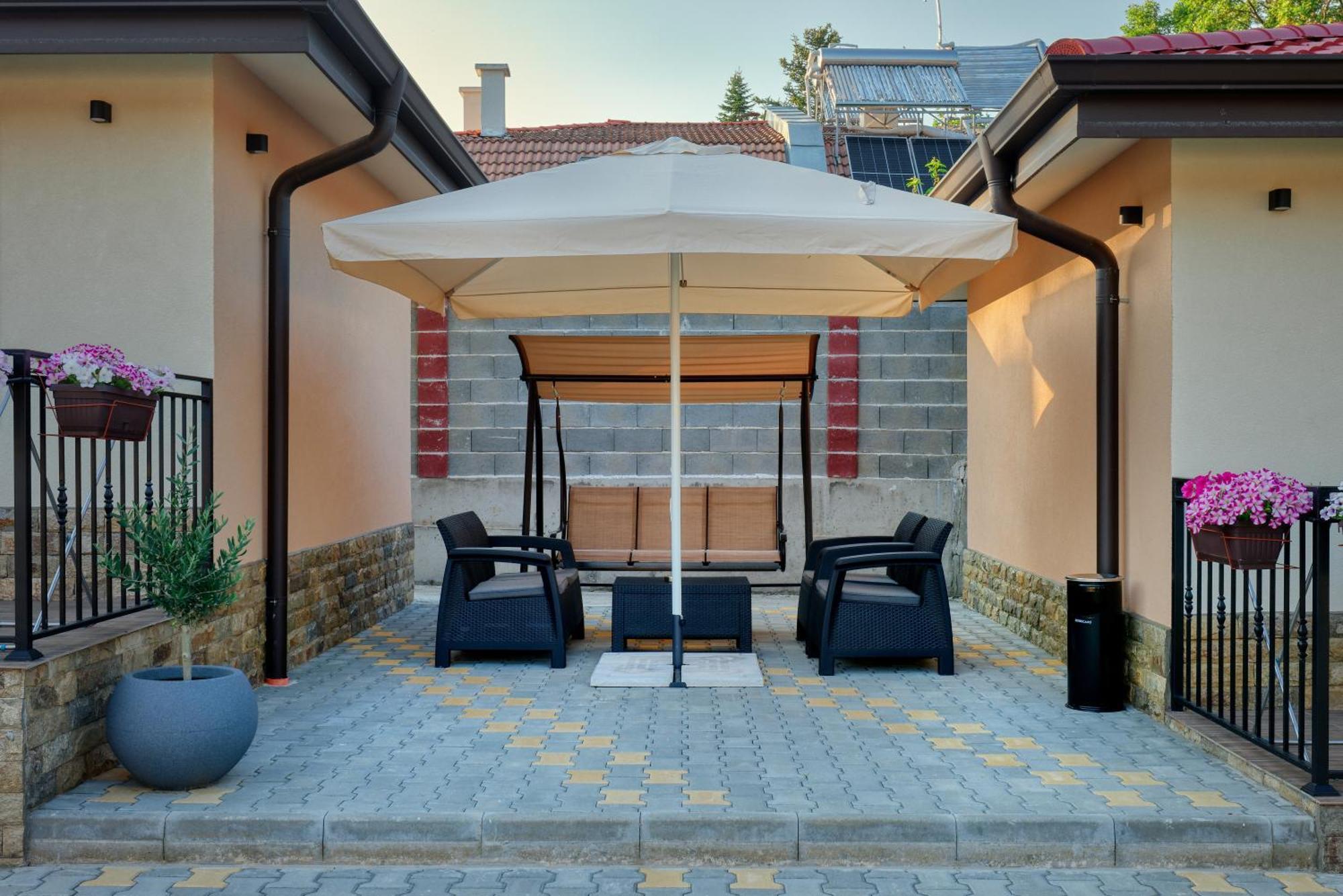 Комплекс Колонада Hotel Hisarya Eksteriør billede