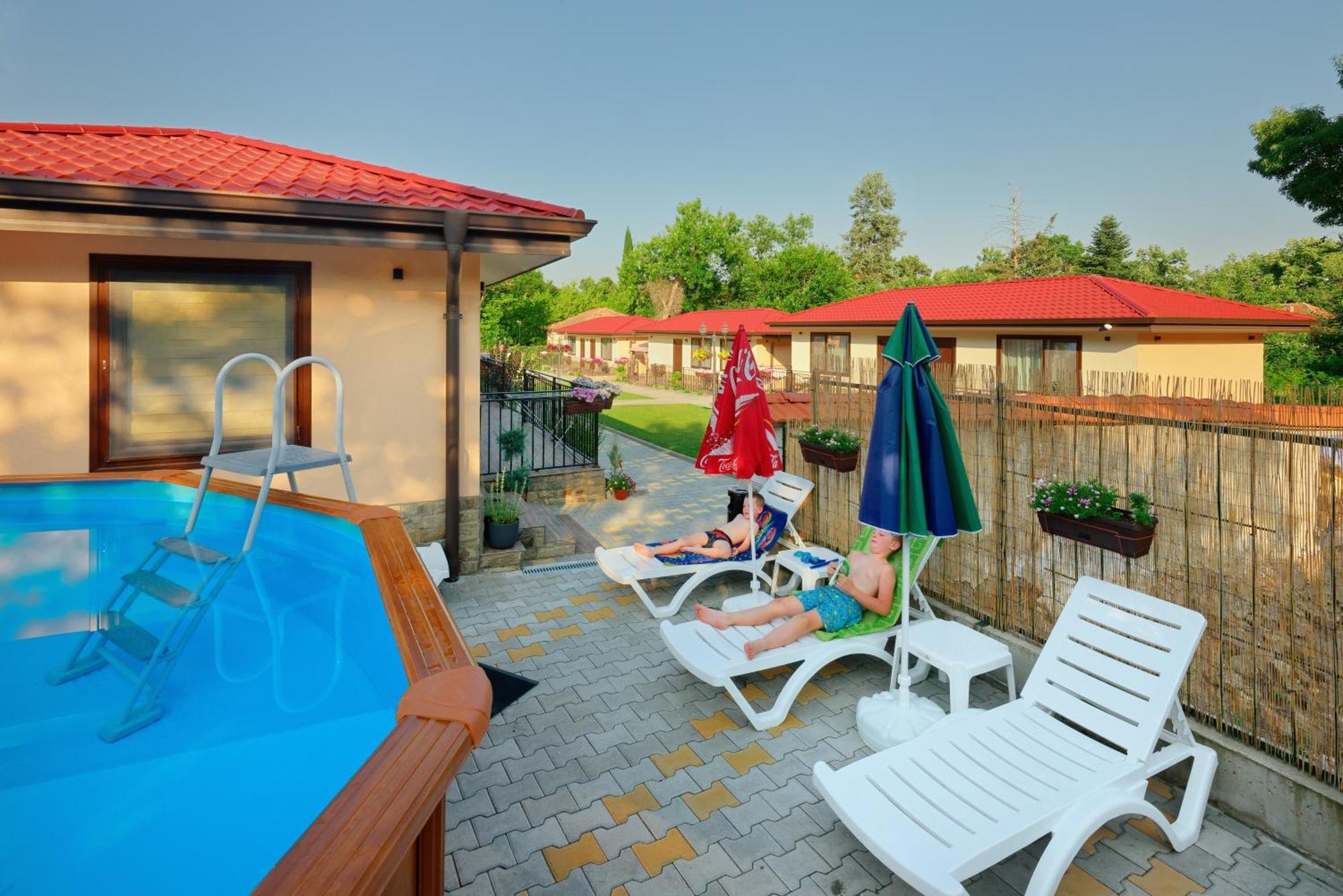 Комплекс Колонада Hotel Hisarya Eksteriør billede